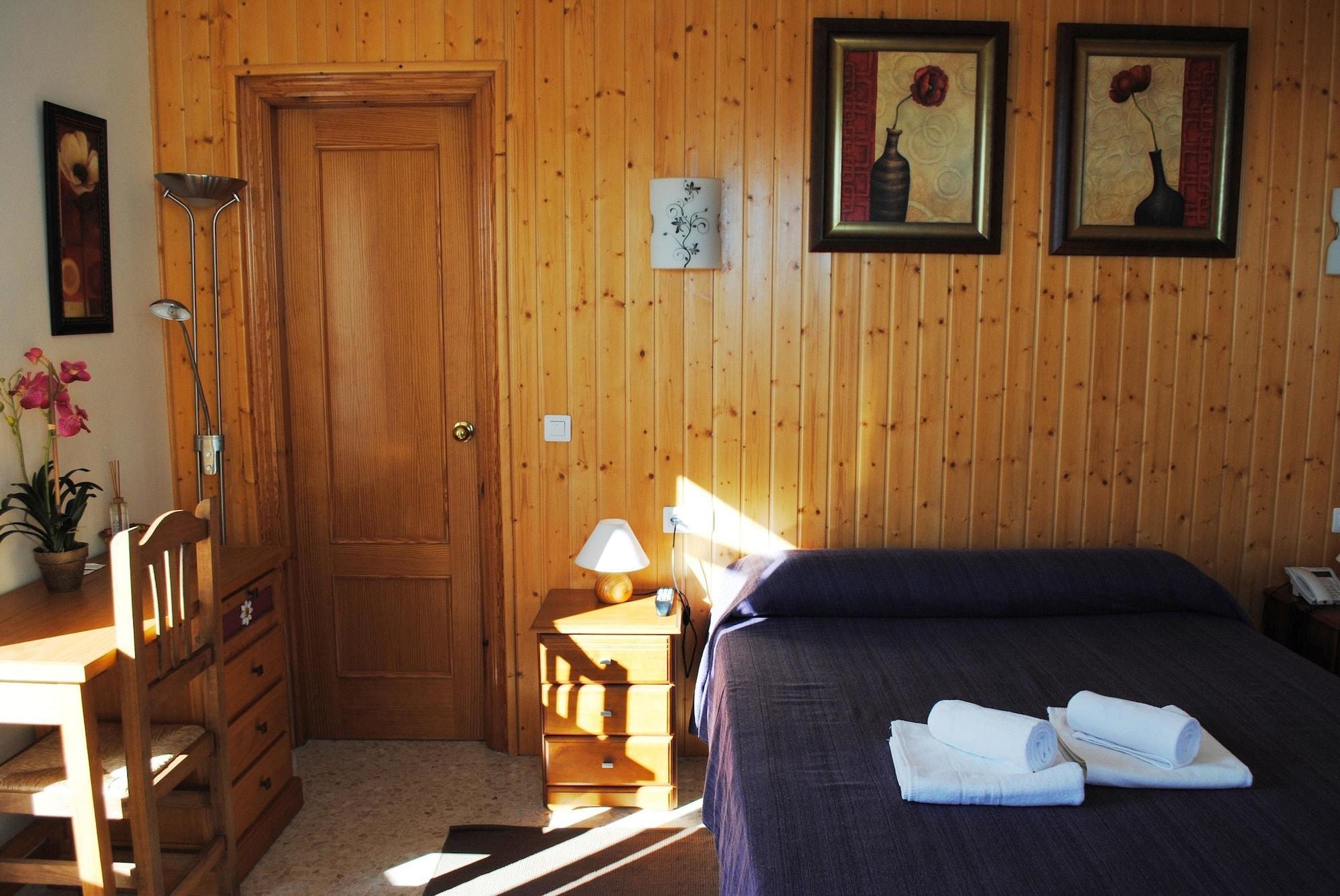 Hotel Maria Cristina La Cala Del Moral ภายนอก รูปภาพ