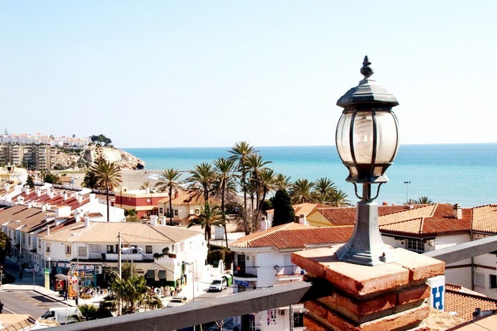 Hotel Maria Cristina La Cala Del Moral ภายนอก รูปภาพ